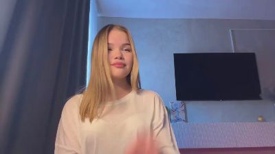 ChristeenMarte live cam on Cam4