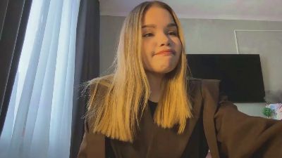 ChristeenMarte live cam on Cam4
