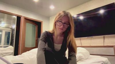 ChristenMcnail live cam on Cam4