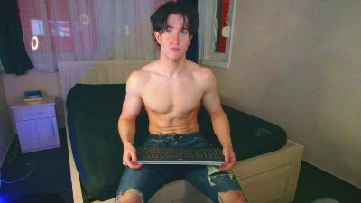 ChristianLevine live cam on Cam4