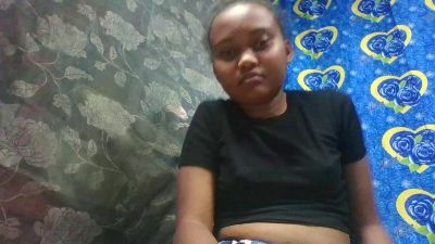Christiane05 live cam on Cam4