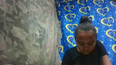 Christiane05 live cam on Cam4