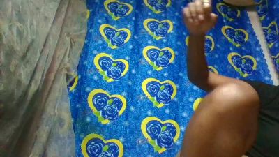 Christiane05 live cam on Cam4
