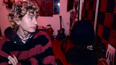 ChrixandBlake live cam on Cam4