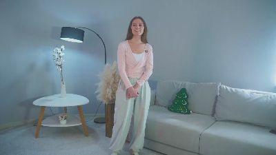 ChrystalCains live cam on Cam4