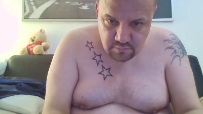ChubBearHH live cam on Cam4