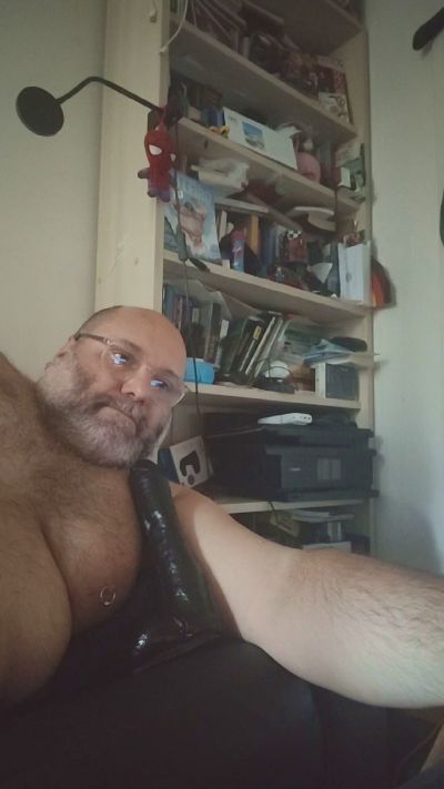 Chubbises live cam on Cam4