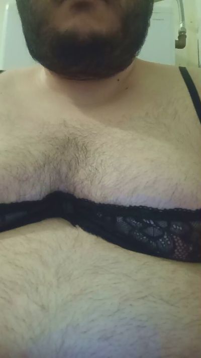 Chubbymoobs98 live cam on Cam4