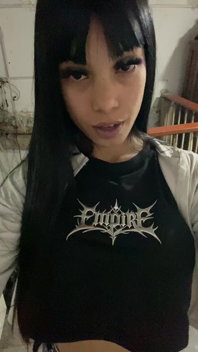 Chulita22 live cam on Cam4