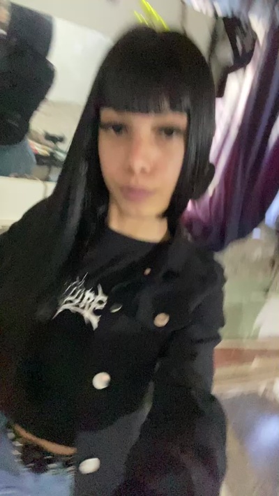 Chulita22 live cam on Cam4