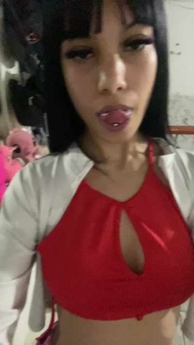 Chulita22 live cam on Cam4