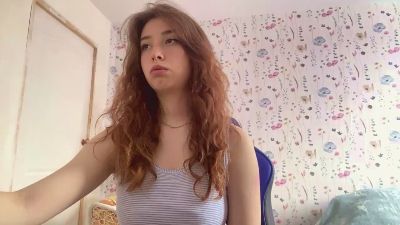 ChunHile live cam on Cam4