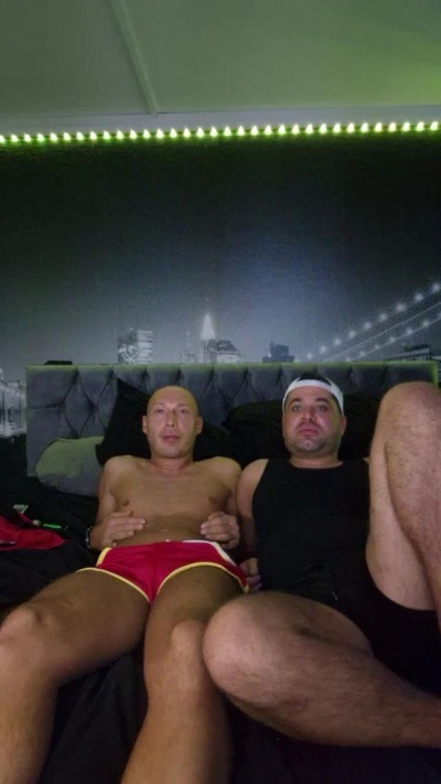 Profile and Statistics for ChupaChups33 on Cam4