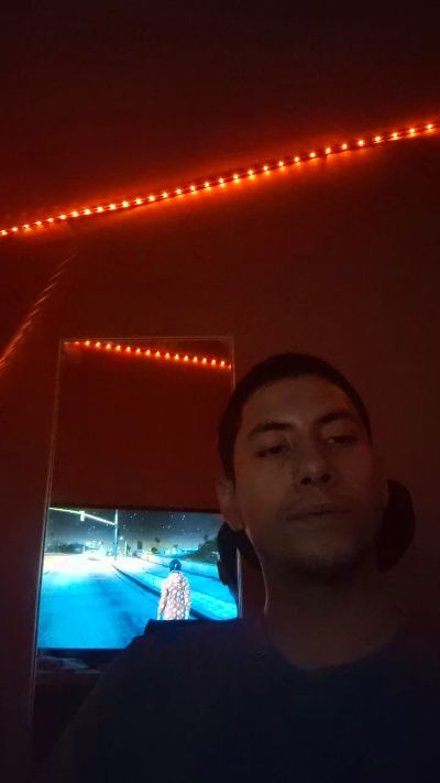 Chxvez live cam on Cam4