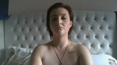 Cierarae1 live cam on Cam4