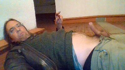 CigarSmokerPig live cam on Cam4