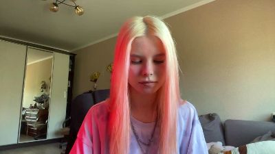 CiraFernsler live cam on Cam4