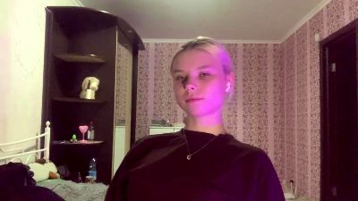 CiraFernsler live cam on Cam4