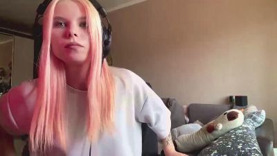 CiraFernsler live cam on Cam4