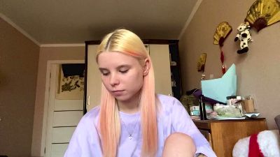 CiraFernsler live cam on Cam4