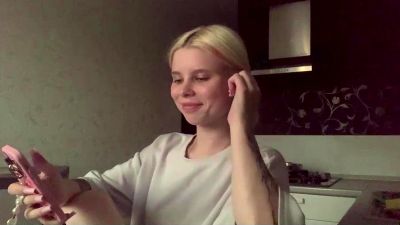 CiraFernsler live cam on Cam4