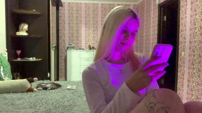 CiraFernsler live cam on Cam4