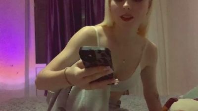 CiraFernsler live cam on Cam4
