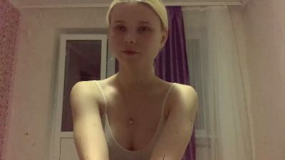 CiraFernsler live cam on Cam4
