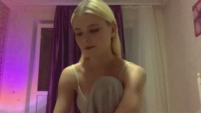 CiraFernsler live cam on Cam4