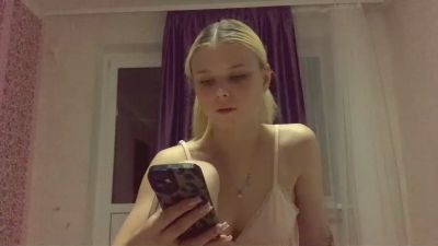 CiraFernsler live cam on Cam4