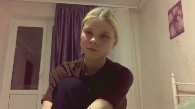 CiraFernsler live cam on Cam4