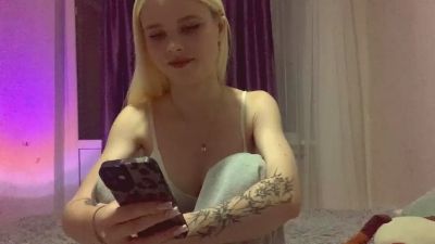 CiraFernsler live cam on Cam4