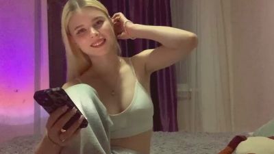 CiraFernsler live cam on Cam4