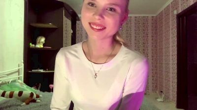 CiraFernsler live cam on Cam4