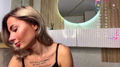 CiraFiest live cam on Cam4