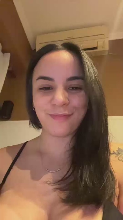 Circebaby22 live cam on Cam4
