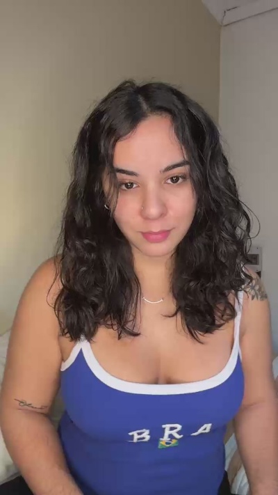 Circebaby22 live cam on Cam4