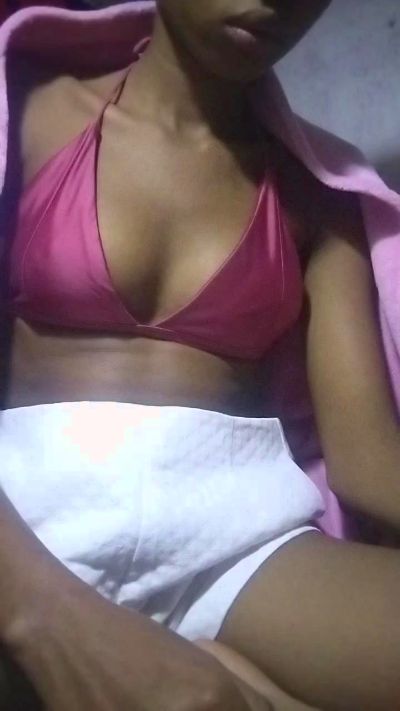 Ckaela live cam on Cam4