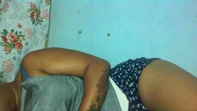 Clara2626 live cam on Cam4