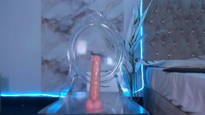 Clara4w live cam on Cam4