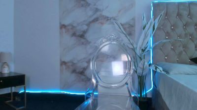 Clara4w live cam on Cam4