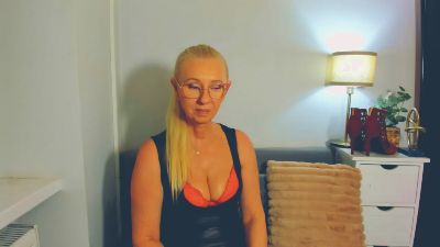 ClareConfident live cam on Cam4