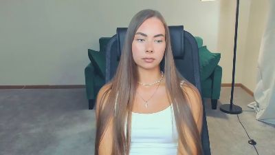 ClarettaMenjiva live cam on Cam4