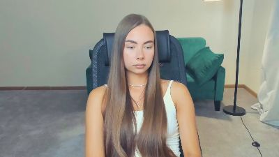 ClarettaMenjiva live cam on Cam4