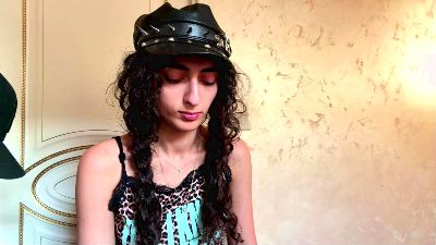 ClarindaSonnen live cam on Cam4