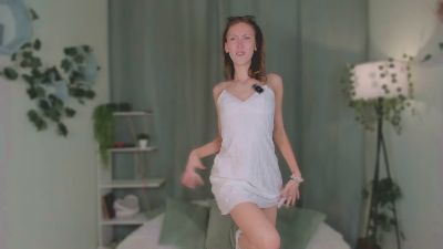 ClarineKypuros live cam on Cam4