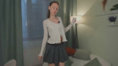 ClarineKypuros live cam on Cam4