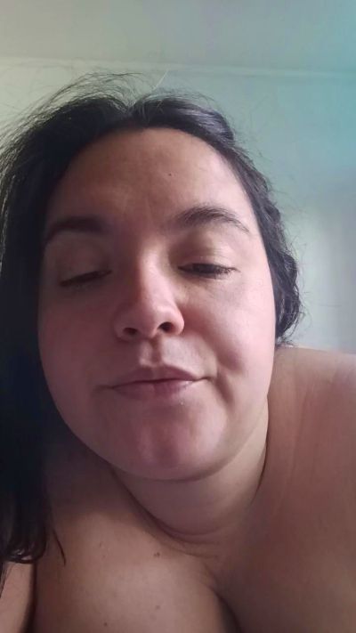 Clariskura live cam on Cam4