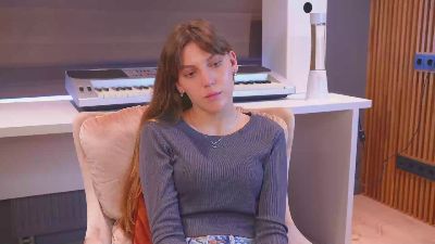 ClarissaHurta live cam on Cam4