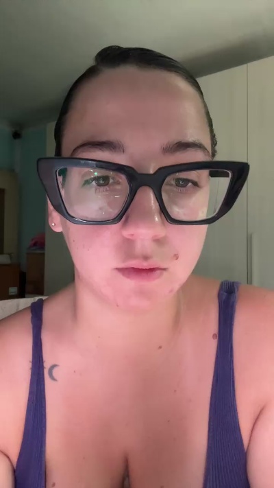 Clarissa_feet live cam on Cam4